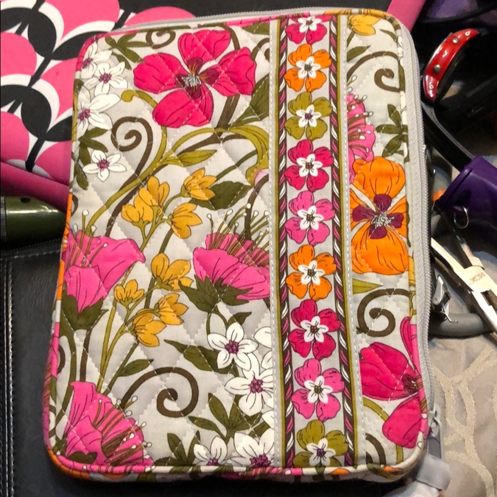 Vera Bradley Fire Kindle #7. Excellent condition.